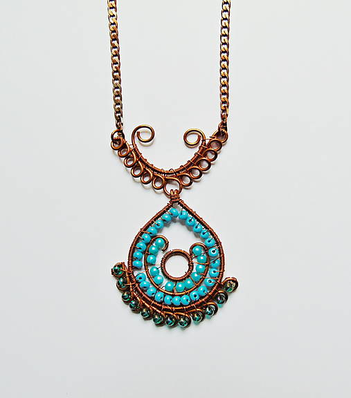 Medený drôtený náhrdelník Orient