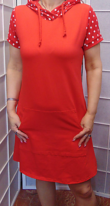 Šaty - Šaty s kapucí - červené s puntíkem, velikost M - VELKÝ VÝPRODEJ - 16328541_