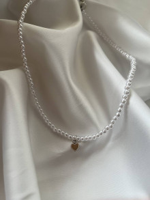 Prstene - valentínska kolekcia (perličkový náhrdelník so srdiečkovým príveskom (bižutéria)) - 16328584_