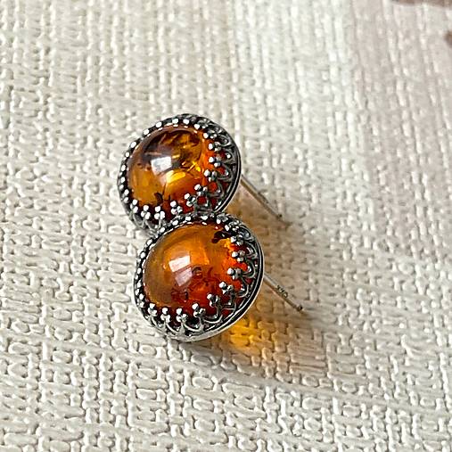 Amber Ag925 Stud Filigree Earrings / Strieborné filigránové náušnice s prírodným jantárom A0028