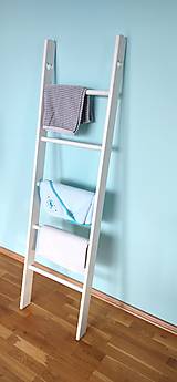 Nábytok - Rebrík na uteráky ,vešiak (Biela) - 16338305_