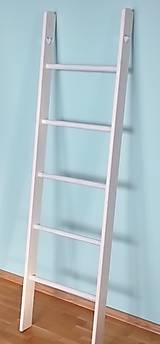 Nábytok - Rebrík na uteráky ,vešiak (Biela) - 16338310_