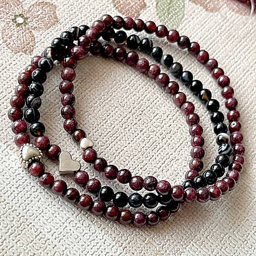 Heart Garnet Bracelet / Elastický náramok granát, srdce E011 (achát + granát)