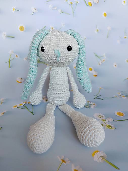 Zajko so svietiacimi uškami