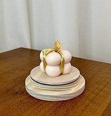 Darčeky pre svadobčanov - Svadobná sviečka - mini bubble zo sójového vosku a stuhou - 16339129_