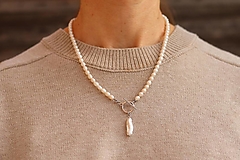 Náhrdelníky - Perlový náhrdelník s príveskom Keshi perly - 16340452_