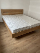 Nábytok - Dubová levitujúca posteľ s úložným priestorom - 16343136_