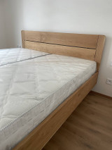 Nábytok - Dubová levitujúca posteľ s úložným priestorom - 16343138_