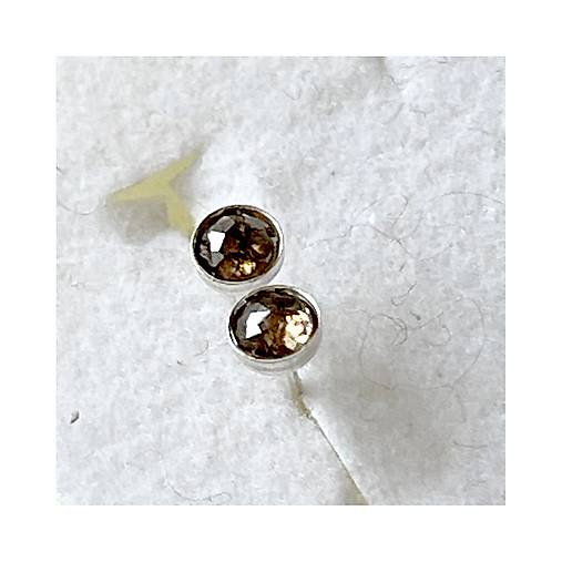 Natural Brown Diamond Ag925 Stud Earrings / Náušnice s hnedým diamantom A0023