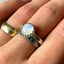 Prstene - Zľava z 39,90€ / Silver Plated Natural Moonstone Ring / Postriebrený prsteň s mesačným kameňom E013 - 16350060_