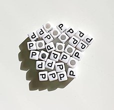 Korálky - Akrylové písmenko "P" (biela) - 16352504_