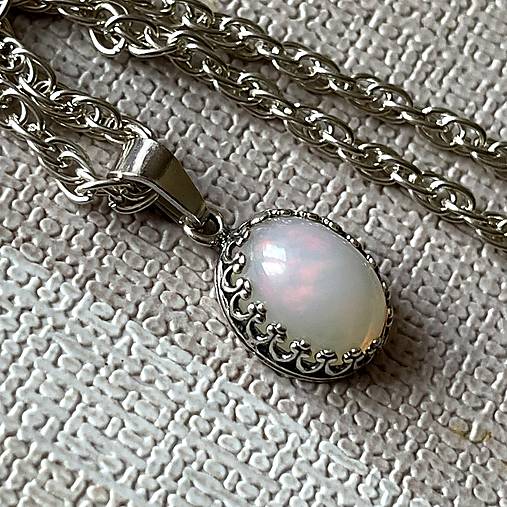 Natural Welo Opal Pendant AG925 / Strieborný prívesok s prírodným opálom E014