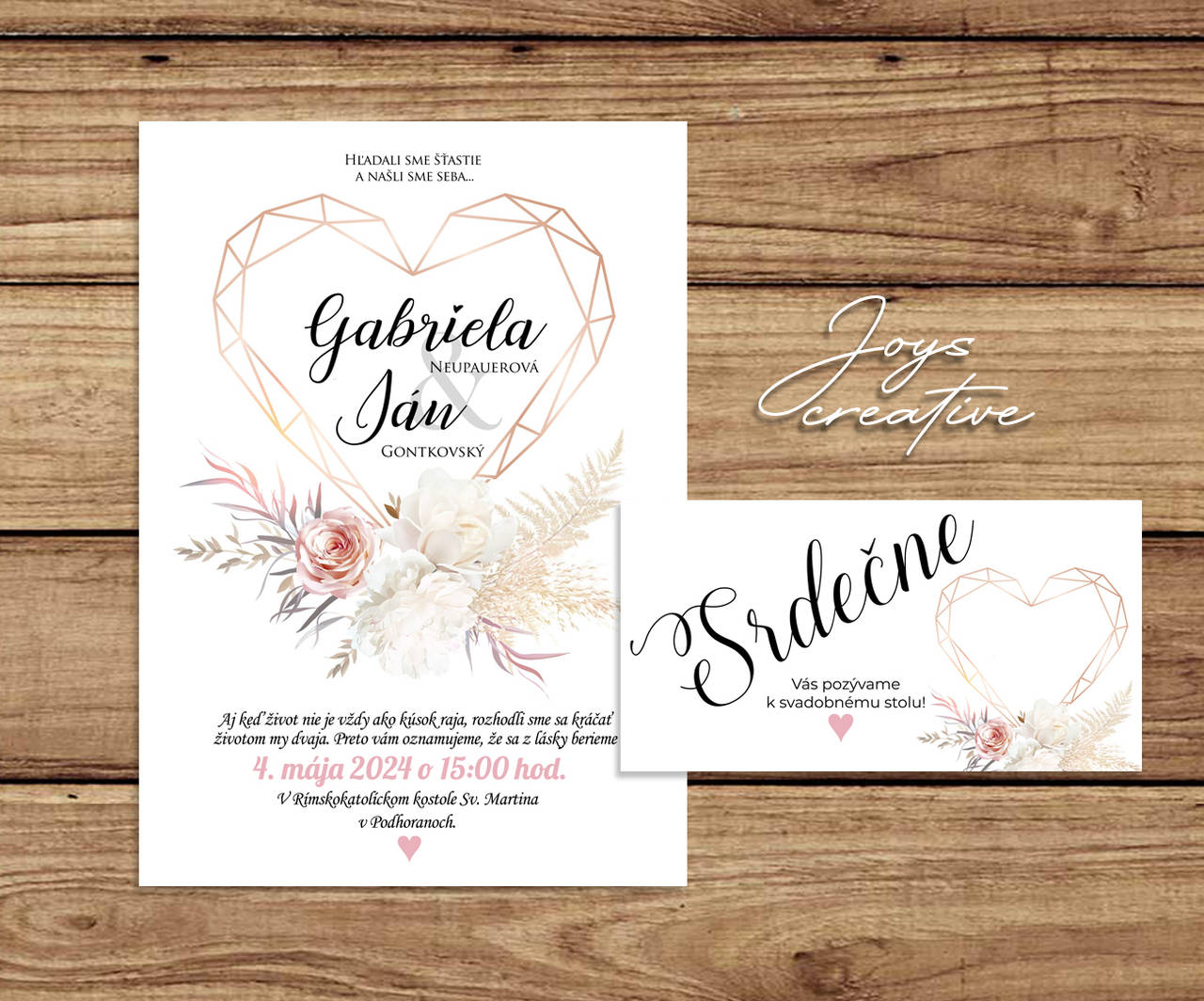 Svadobné oznámenie s geometrickým srdiečkom s kvetmi (rose-gold srdce, ruže a tráva)