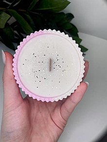 Sviečky - Vonná sviečka v akrylovej kamennej nádobe(Citrusovo-mango extáza) - 16360342_