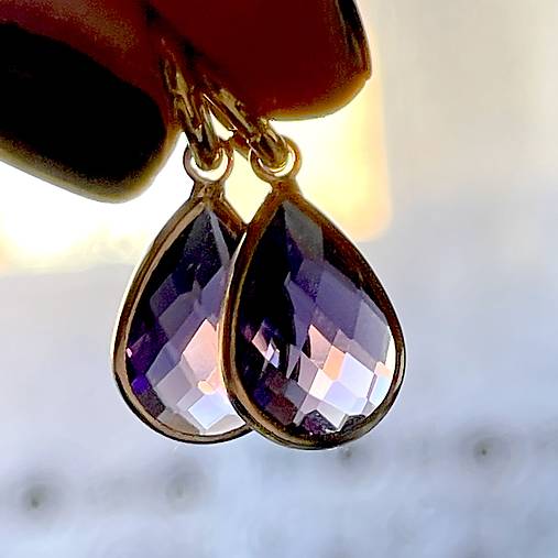 Purple Teardrop Steel Gold Earrings / Náušnice fialové slzy, oceľ v zlatej farbe E015