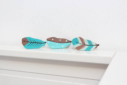 Nábytok - Nábytkový úchyt INDIÁNOV - 16363678_