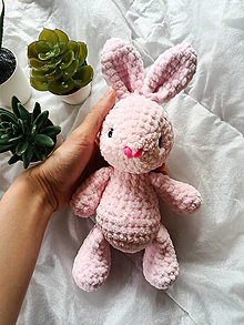 Hračky - Háčkovaný zajačik  (Ružový) - 16362743_