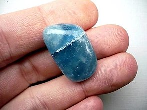 Minerály - Troml. – modrý kalcit 27 mm, č.18f - 16366380_