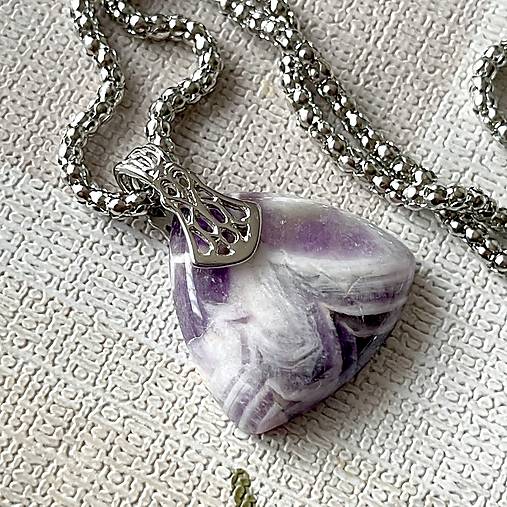 Gemstone Pendant E017 (ZĽAVA 25% Amethyst Pendant / Prívesok s ametystom)