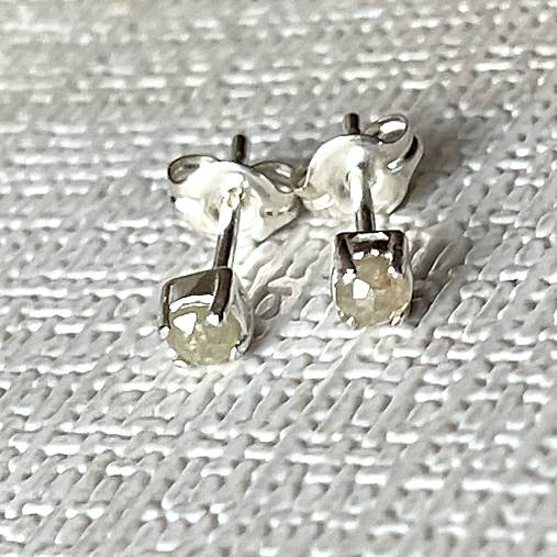 Ivory Diamonds Ag925 Stud Earrings / Náušnice s diamantmi E018