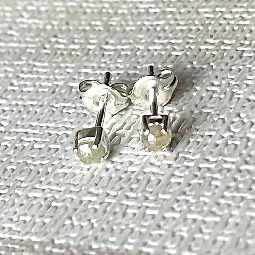 Ivory Diamonds Ag925 Stud Earrings / Náušnice s diamantmi E018