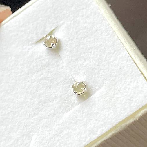 Ivory Diamonds Ag925 Stud Earrings / Náušnice s diamantmi E018