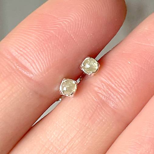 Ivory Diamonds Ag925 Stud Earrings / Náušnice s diamantmi E018