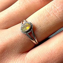 Prstene - ZĽAVA 30% Ethiopian Opal Ring Ag925 / Jemný strieborný prsteň s etiópskym opálom E018 - 16369484_