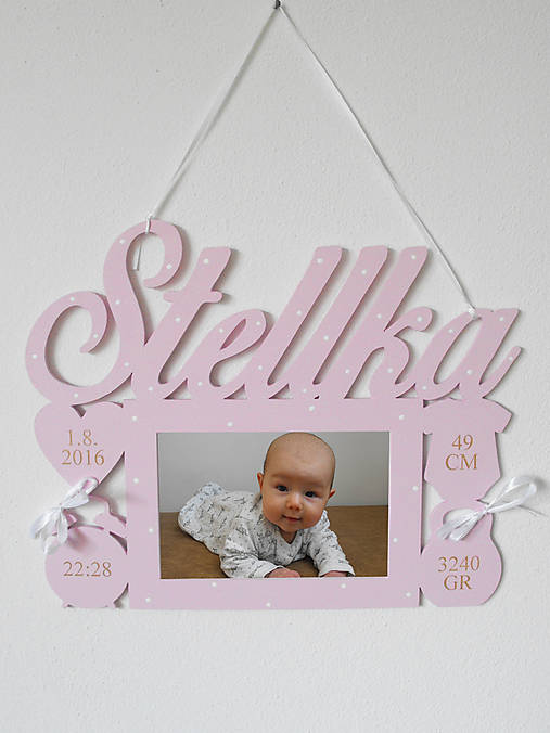 Drevený fotorámik s menom a údajmi