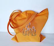 Kvetinová výšivka na oranžovej taške