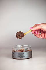 Telová kozmetika - MARK sugar scrub Nougat - s organickým kakaom - 16367700_