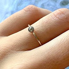 Prstene - Brown Diamond Tiny AG925 Ring / Jemný strieborný prsteň s hnedým diamantom E019 - 16371936_