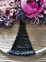 Dekorácie - Strom života drôtený s umelými kvetmi - 16373261_