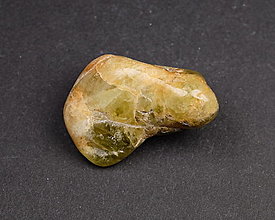 Minerály - Granát zelený e647 - 16372829_