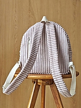 Batohy - Menčestrový ruksak M O Y - 16370594_