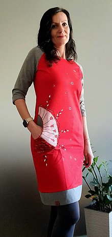 Šaty - Maľované šaty Červené tulipány - 16372422_