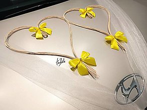 Dekorácie - Žlté srdiečka na svadobné auto (samotné spojené srdiečka) - 16379624_
