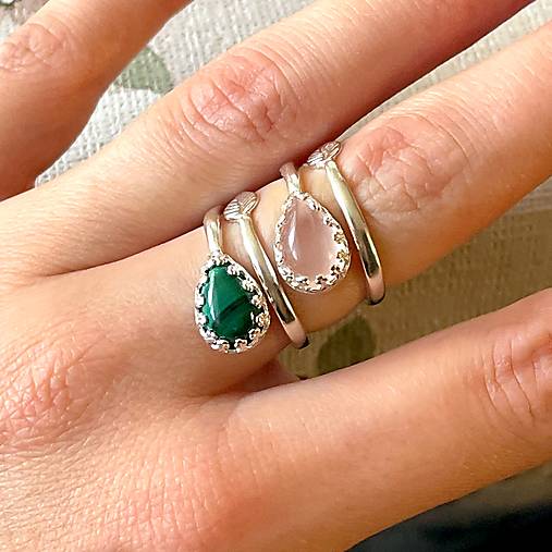 Teardrop Malachite AG925 Ring / Strieborný prsteň v tvare slzy s malachitom E020