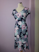 Šaty - Kvetinové šaty s volánom - 16380267_