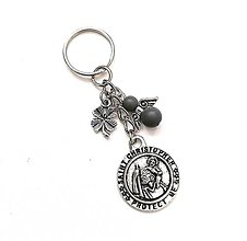 Kľúčenky - Kľúčenka "sv. Krištof" s anjelikom (šedá) - 16382610_