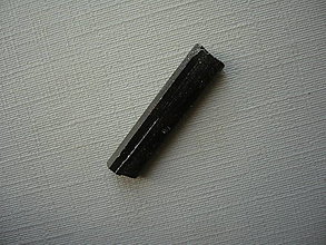 Minerály - Turmalín skoryl - krystal 24 mm, č.30s - 16382921_