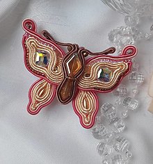 Brošne - Ružový motýľ- brošňa - 16381352_
