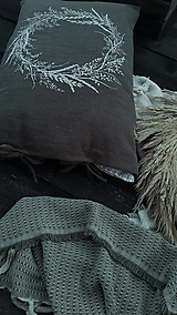 Úžitkový textil - Ľanový vankúš veniec trávy zelený khaki - 16384199_