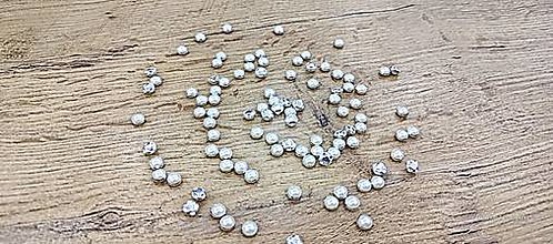 Galantéria - Ozdobné kamienky našívacie 6 mm - Perličkové smotanové - 16389516_