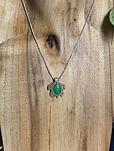 Náhrdelníky - Macrame náhrdelník- zelený chalcedon - 16388148_