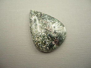 Minerály - Kabošon - serafinit 29 mm, č.26f - 16390629_