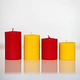 Sviečky - Sviečka zo 100% včelieho vosku - Točené hrubé - Červené (variant A-iba sviečky bez zdobenia) - 16395031_