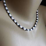 Náhrdelník -krásné  bílé, tmavé perly