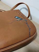 Kabelky - EMA kožená kabelka s maľbou vtáčika - 16398394_