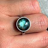 Prstene - Elegant Labradorite Stainless Steel Ring / Elegantný prsteň s labradoritom z chirurgickej ocele E023 - 16400774_